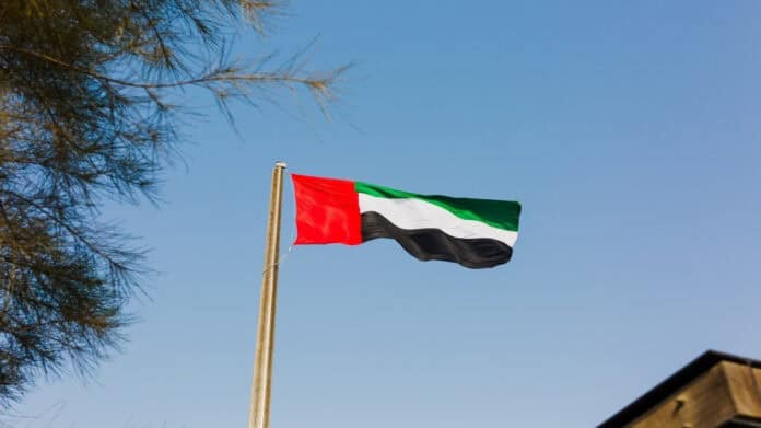 أكدت دولة الإمارات العربية المتحدة يوم الأربعاء دعمها لدور المملكة الأردنية الهاشمية في رعاية المقدسات الإسلامية في القدس.