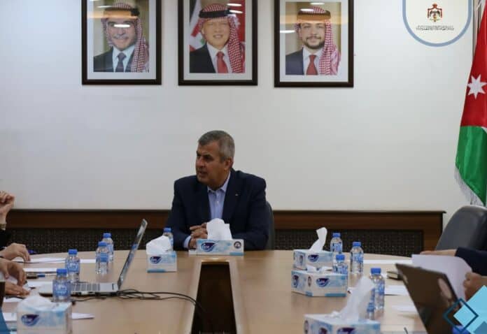 الخرابشة خطة طاقة أردنية متقدمة تمزج بين الهيدروجين الأخضر والتكنولوجيا الذكية
