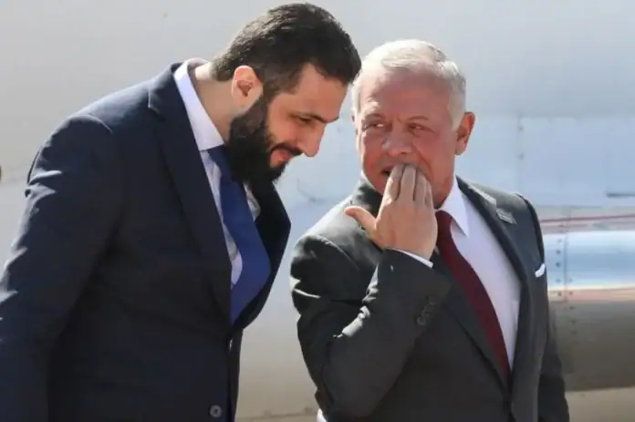 الملك عبدالله الثاني يبحث مع الرئيس السوري أحمد الشرع العلاقات الثنائية والتطورات الراهنة