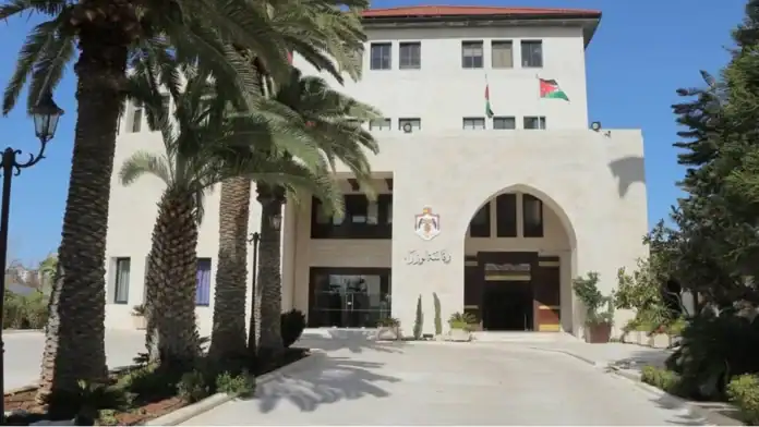 مجلس الوزراء يعقد جلسته الثامنة في المحافظات من الطفيلة اليوم