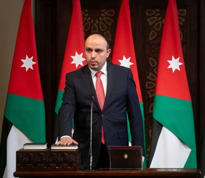 وزيرا الأشغال والشباب يؤكدان أهمية الخطط السنوية لصيانة المرافق الرياضية وضمان جاهزيتها