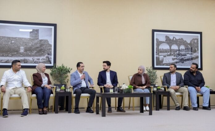 ولي العهد يلتقي شبابًا من المفرق ويؤكد أهمية التكنولوجيا والتعليم والفرص الاقتصادية
