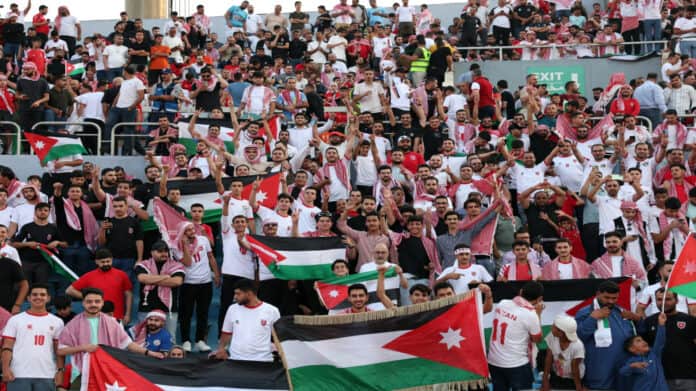 المنتخب الوطني يخسر أمام العراق في ختام التصفيات الآسيوية المؤهلة للمونديال المنتخب الوطني يخسر أمام العراق في ختام التصفيات الآسيوية المؤهلة للمونديال