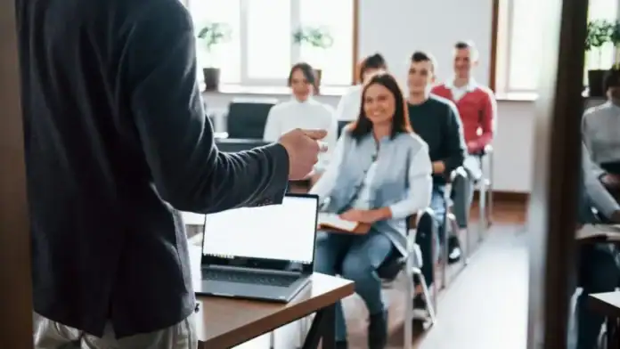 التعليم العالي تُعلن الحدود الدنيا والتخصصات المتاحة في كليات المجتمع التعليم العالي تُعلن الحدود الدنيا والتخصصات المتاحة في كليات المجتمع