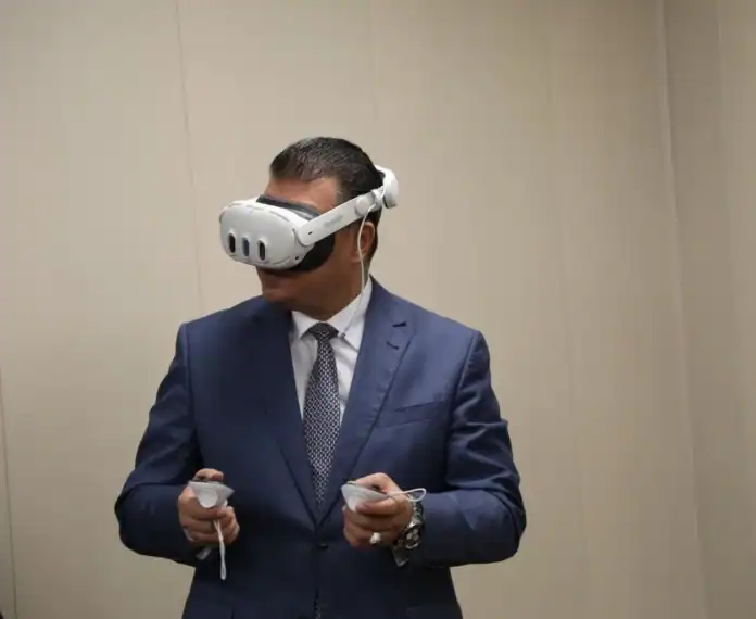 الحنيفات يرأس اجتماعًا لمتابعة تنفيذ برنامج أرضي للتحول الرقمي والذكاء الاصطناعي