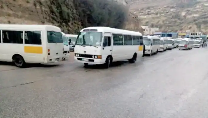دورة تدريبية لسائقي النقل البري بالأردن تثير جدلاً بسبب الكلفة والانقطاع عن العمل