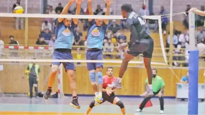 شباب الحسين وعيرا في مواجهة ساخنة على لقب سوبر الطائرة