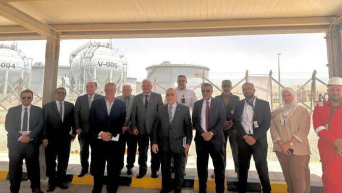 لجنة الطاقة في مجلس الأعيان تزور مرافق عمّان الاستراتيجية للمشتقات النفطية لجنة الطاقة في مجلس الأعيان تزور مرافق عمّان الاستراتيجية للمشتقات النفطية