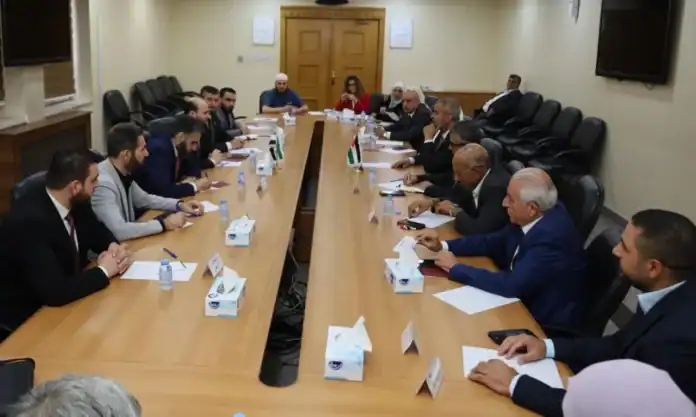 وزارة الطاقة تشكيل فرق فنية لدراسة احتياجات الجانب السوري في مجالات الطاقة وزارة الطاقة تشكيل فرق فنية لدراسة احتياجات الجانب السوري في مجالات الطاقة