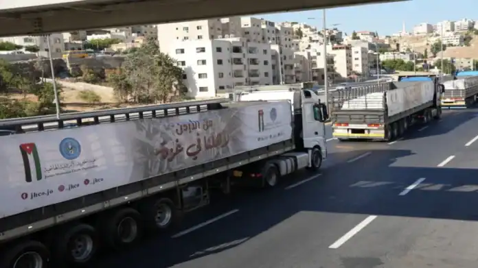 استقبلت غزة 294 شاحنة خلال أسبوعين. استقبلت غزة 294 شاحنة خلال أسبوعين.