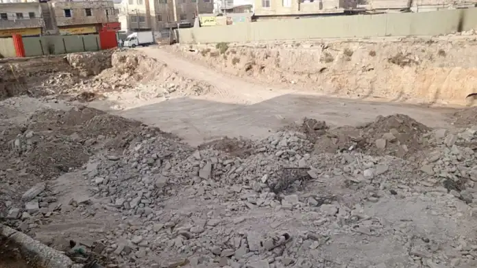 بعد عامين من الانتظار.. بلدية إربد تبدأ طمر 
