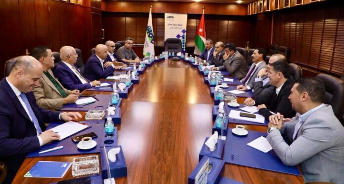 البكار يبحث تعزيز تشغيل الأردنيين في أكبر مصنع ألبسة بالظليل