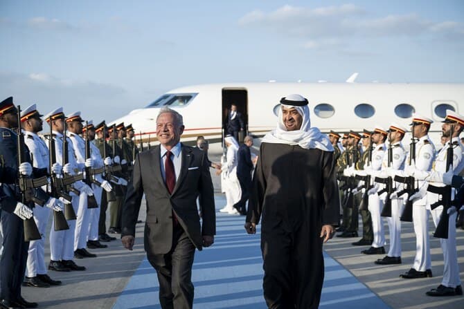 الملك عبدالله الثاني يزور أبوظبي للقاء رئيس دولة الإمارات الملك عبدالله الثاني يزور أبوظبي للقاء رئيس دولة الإمارات