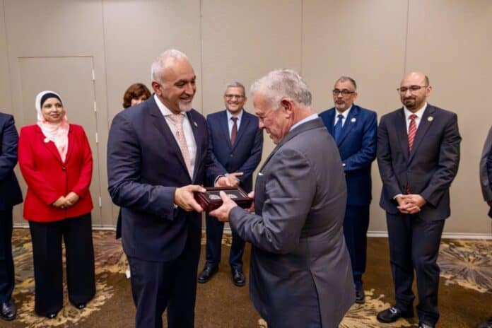 الملك يلتقي أطباء أردنيين أمريكيين في نيويورك لتعزيز التعاون الصحي