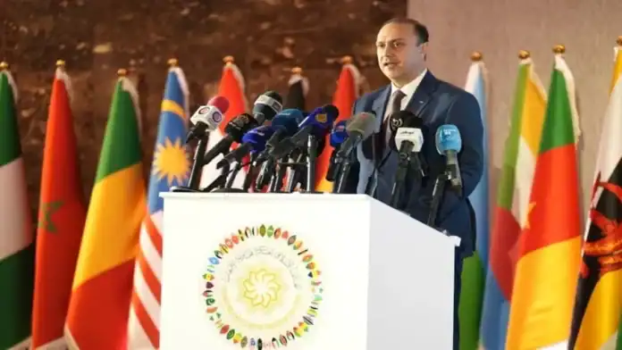 المومني: الأردن لن يسمح للفكر الظلامي بالتسلل إلى أجياله