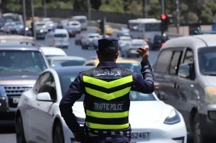 الأمن العام يحذر مالكي المركبات من العمل دون ترخيص