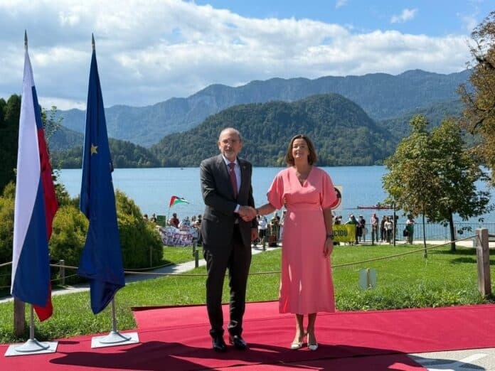 وزير الخارجية يشارك في منتدى بليد الاستراتيجي العشرين بسلوفينيا وزير الخارجية يشارك في منتدى بليد الاستراتيجي العشرين بسلوفينيا