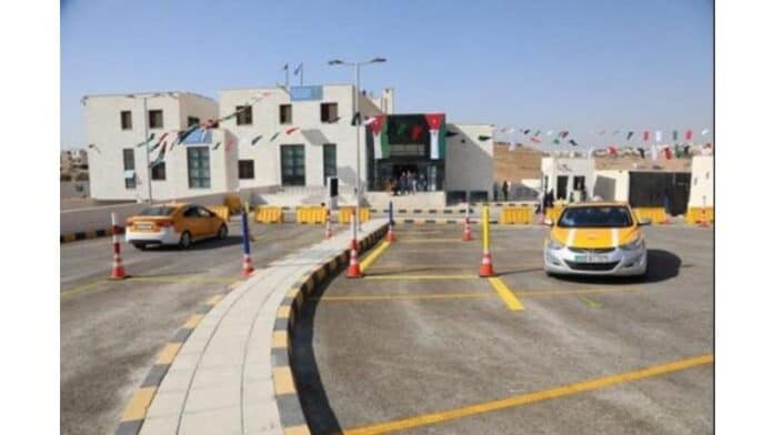 إدارة الترخيص: فحص عملي بتقنية الذكاء الاصطناعي ورخص قيادة موحدة لمدة 10 سنوات
