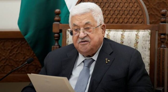 الرئيس الفلسطيني يرحب باتفاق وقف النزاع في غزة ويشدد على أهمية الحل السياسي الشامل