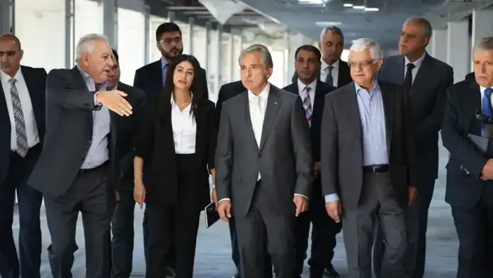 رئيس الوزراء حسان يدعو لتسريع تشغيل مطار عمان المدني في ماركا قبل نهاية 2025