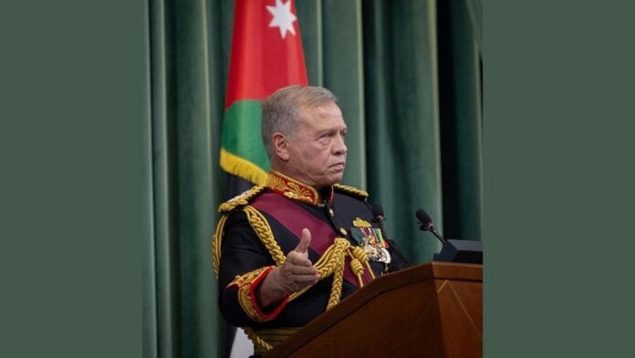 خطاب العرش: خريطة طريق وطنية تعزز الثقة وتؤكد إرادة الأردن الثابتة خطاب العرش: خريطة طريق وطنية تعزز الثقة وتؤكد إرادة الأردن الثابتة