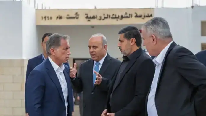 رئيس الوزراء يقوم بجولة تفقدية في الشوبك والبترا ووادي موسى