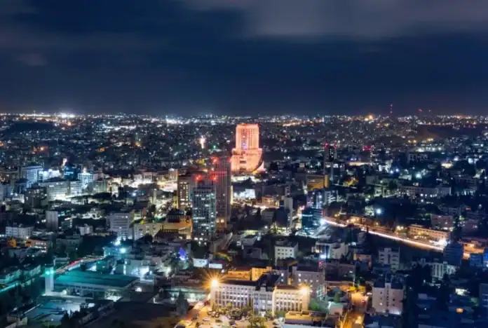 ليلة باردة في عمّان: درجات الحرارة تلامس 14 مئوية مع فوارق حرارية كبيرة