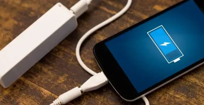 سر بطء شحن USB بسيط وواضح