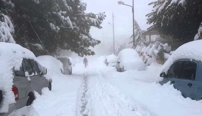 الأرصاد تحسم الجدل حول التراكمات الثلجية وتفاصيل المنخفض