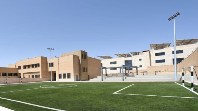 170 مليون لـ41 مدرسة أكاديمية أردنية