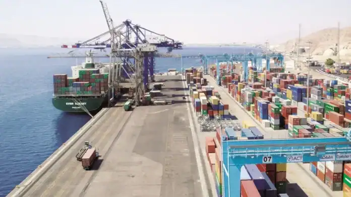 الحكومة: استقرار الوقود وزيادة استخدام العقبة