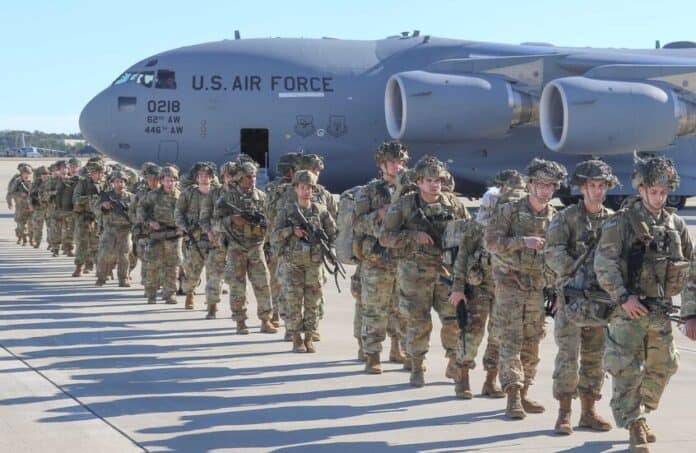 تصعيد أمريكي: أكثر من 50 ألف جندي بالشرق الأوسط