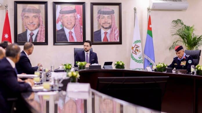 ولي العهد يؤكد التنسيق لمواجهة التحديات الإقليمية