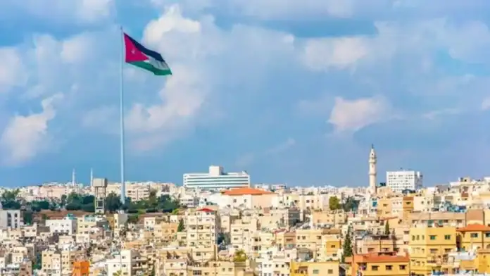 حالة الطقس في الأردن: أجواء باردة نسبياً مع فرص لهطول الأمطار