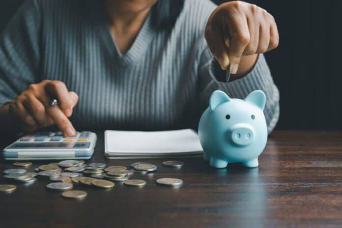 أفضل طرق الادخار في ظل تقلبات العملات
