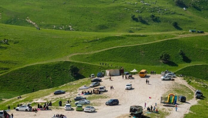 إربد تنتعش سياحياً مع موسم الربيع