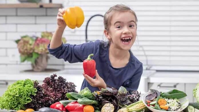 أطعمة تعزز ذكاء الأطفال وتقوي الذاكرة