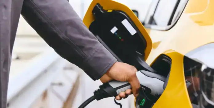 المركبات الكهربائية تدعم كفاءة الشبكة بالأردن