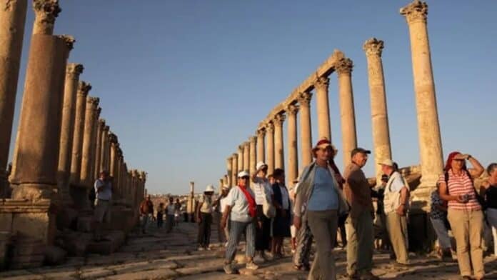 تراجع الدخل السياحي في الأردن خلال 2026