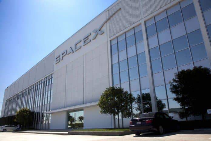 تراجع أسهم SpaceX يخسرها 1.2 تريليون دولار