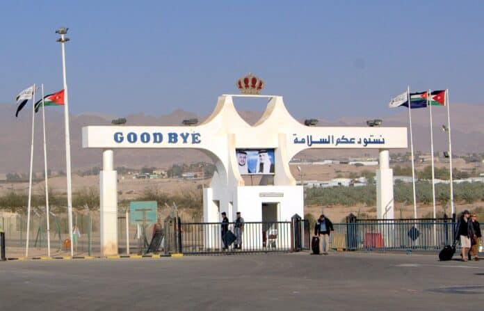 الأردن يسرّع تطوير معبري الكرامة وجابر وفق المعايير الدولية