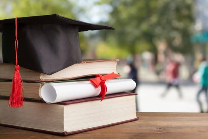 الأردن يقر تعديلات جديدة على معادلة الشهادات الأجنبية