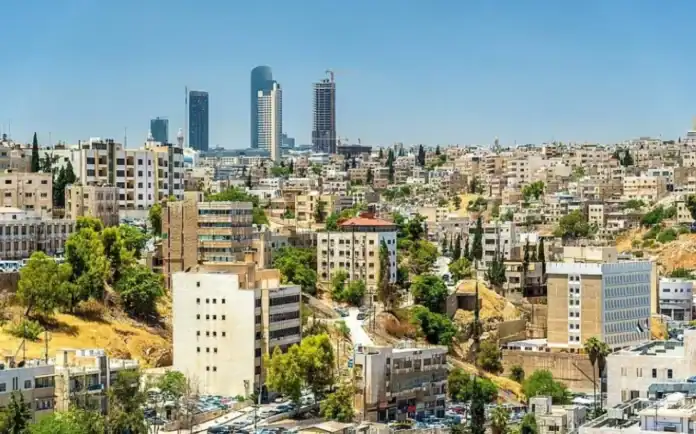 أجواء حارة في الأردن وتحسن تدريجي بدءًا من الأربعاء