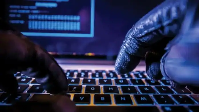 هجوم برمجي يهدد أسرار أكثر من 2500 مؤسسة