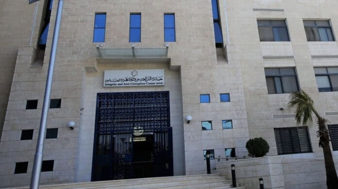 توقيف موظف سابق بأمانة عمّان بقضية اختلاس 149 ألف دينار