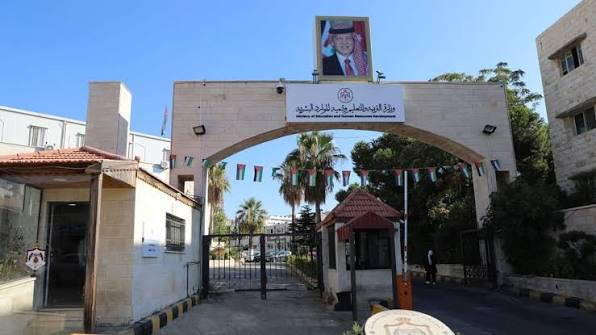 35245-2f574c350b0144a5a72fc562a195a0da-1 الجامعة الأردنية تحل سابعة عربياً في الأثر البحثي وفق تقرير آرسيف 2026