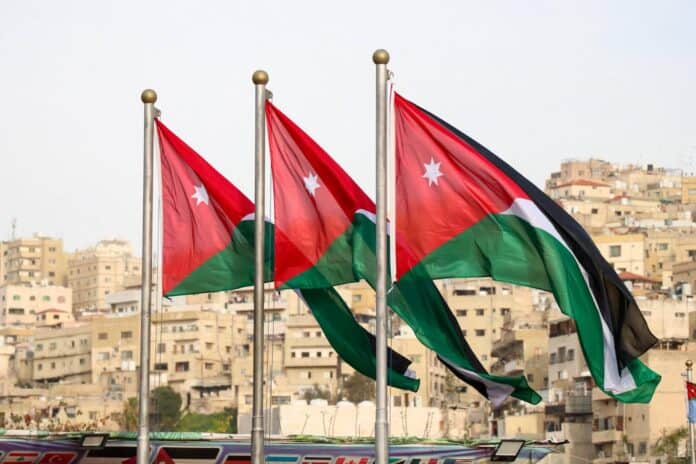 الأردن يوسع إصلاحات الاستثمار والتمويل الأخضر