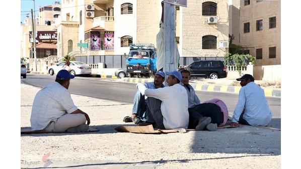 حملات واسعة لضبط العمالة المخالفة في الأردن الخميس حملات واسعة لضبط العمالة المخالفة في الأردن الخميس